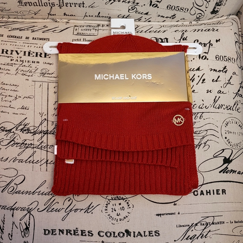 Michael Kors Crimson Knit Scarf And Hat